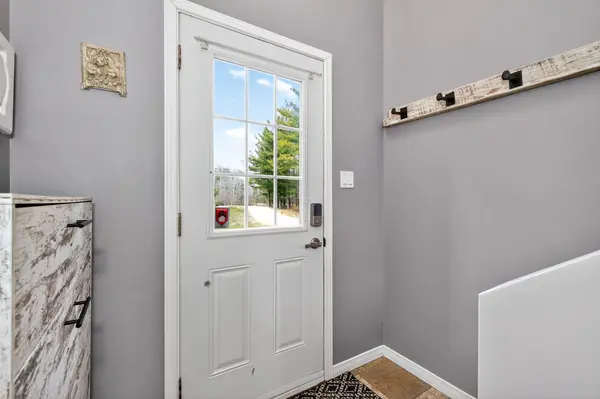 2891 Brady DR, Severn, ON P0E 1N0