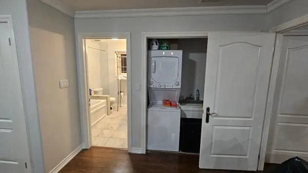 Address not disclosed, Burlington, ON L7L 1V4