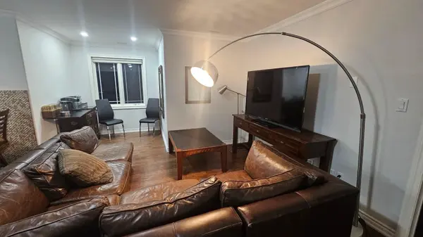 Address not disclosed, Burlington, ON L7L 1V4