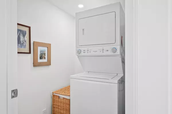 Brampton, ON L6X 4P7,100 Manett CRES #310