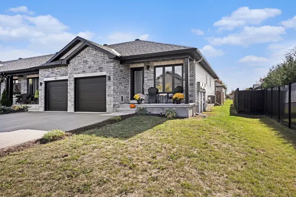 Mississippi Mills, ON K0A 1A0,905 Leishman DR