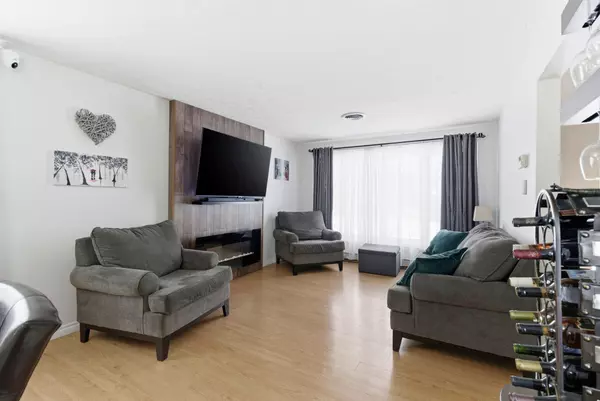 Cornwall, ON K6H 6C2,735 Montcalm CT