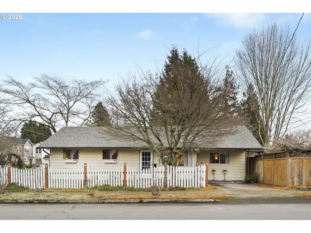 10120 N MIDWAY AVE, Portland, OR 97203