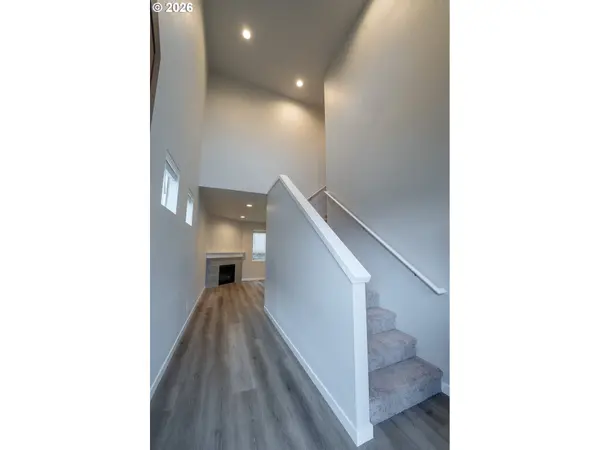 10495 SE HERITAGE RD, Happy Valley, OR 97086