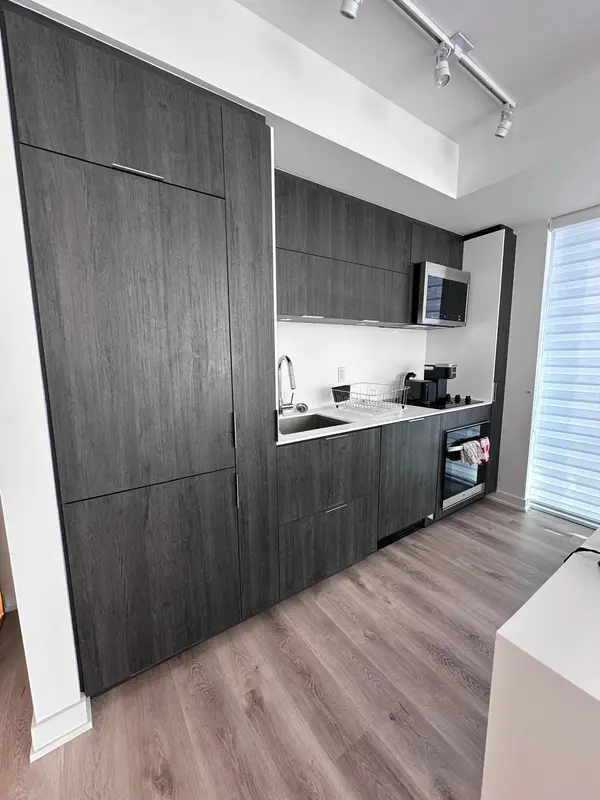 370 Martha ST ##1710, Burlington, ON L7R 0G9