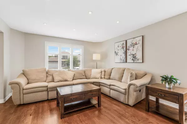 Russell, ON K0A 1W0,16 La Citadelle ST