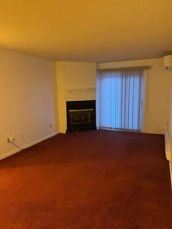 Belleville, ON K8P 5A6,221 North Park ST #211A