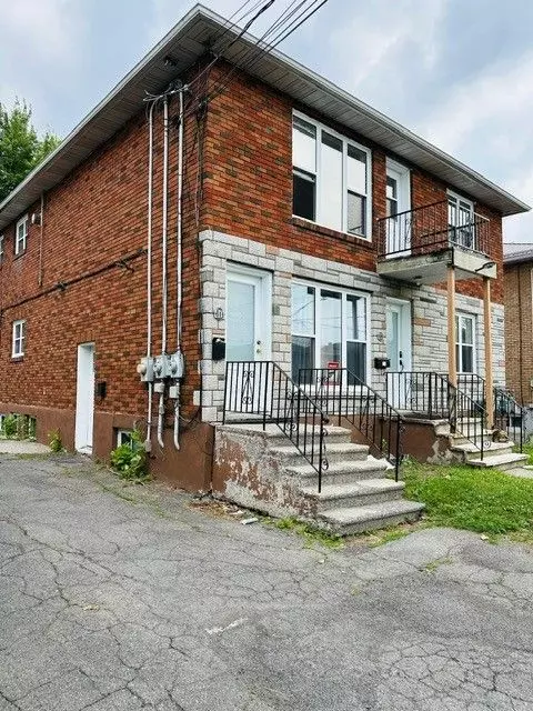 Cornwall, ON K6H 5B4,611 St Felix ST