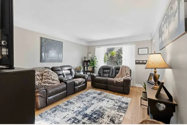 182 East 33rd ST, Hamilton, ON L8V 3T6