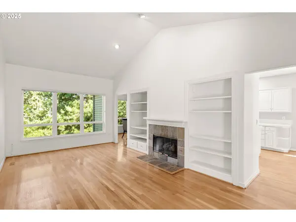 3029 CLUB HOUSE CT, West Linn, OR 97068