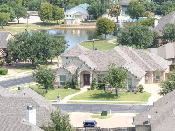 1100 Wessex Drive, Woodway, TX 76712