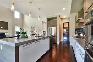 404 Mckinley Street, Desoto, TX 75115