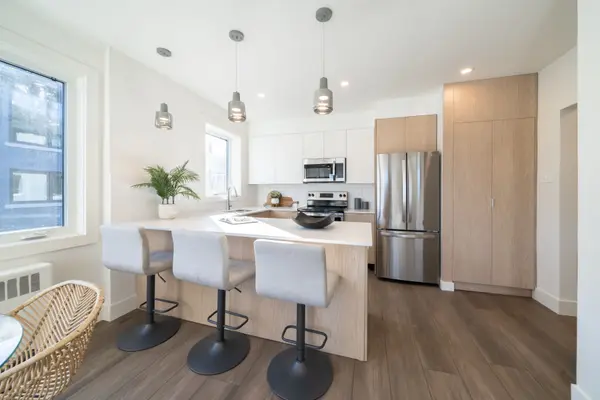 1492 Avenue RD #2, Toronto C04, ON M5N 2H7