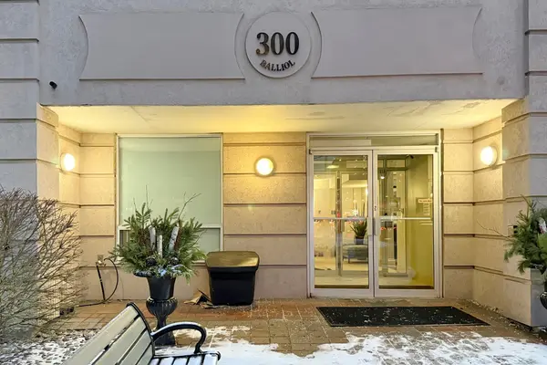 Toronto C10, ON M4W 3G6,300 Balliol ST #205