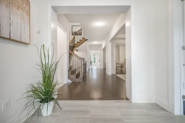 30 Enclave CT, Vaughan, ON L4H 4V9