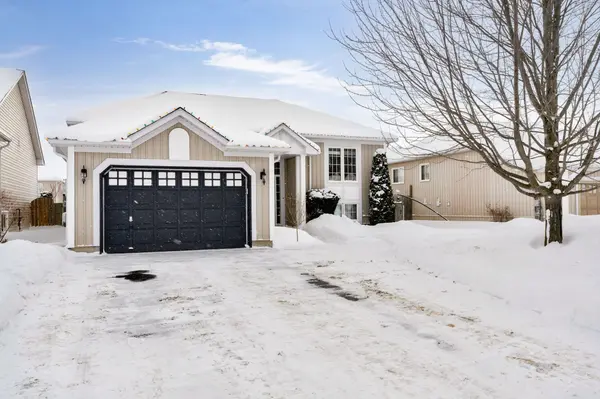 204 Forest CRES, Clearview, ON L0M 1S0