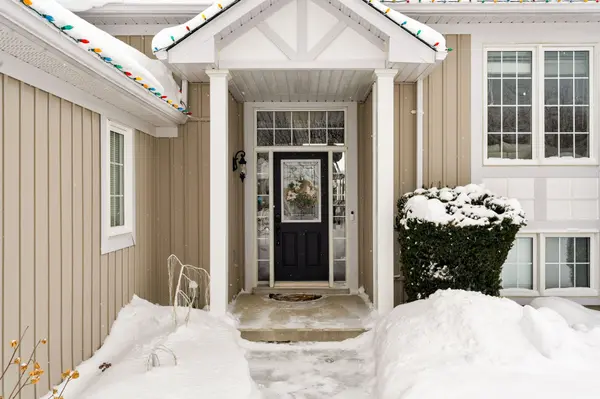 204 Forest CRES, Clearview, ON L0M 1S0