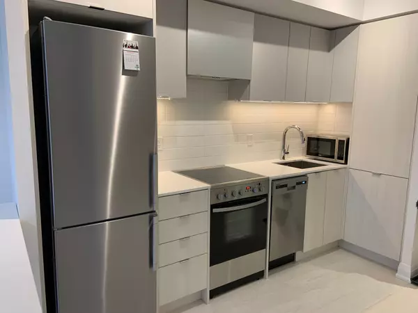 Toronto W08, ON M9B 0E3,26 Gibbs RD #209