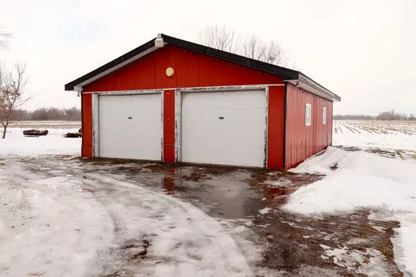 North Dundas, ON K0C 2K0,12121 Liscumb RD