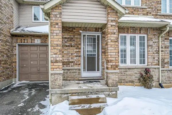 1461 Upper Gage AVE #3, Hamilton, ON L8W 1E6