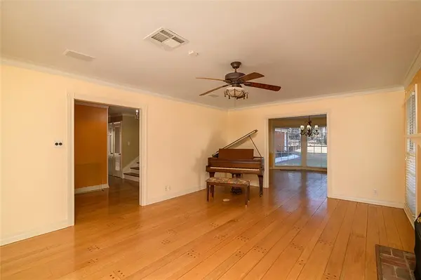 6114 Dillingham Avenue, Shreveport, LA 71106