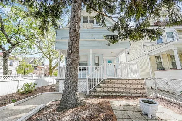 222 Albemarle RD, Brooklyn, NY 11218