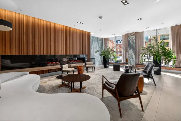 Toronto C10, ON M4P 1J5,125 Redpath AVE #315