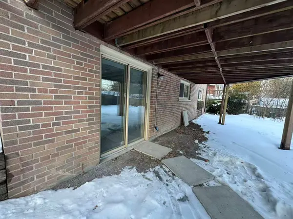 6 Lincoln Green DR #Bsmt, Markham, ON L3P 1R5