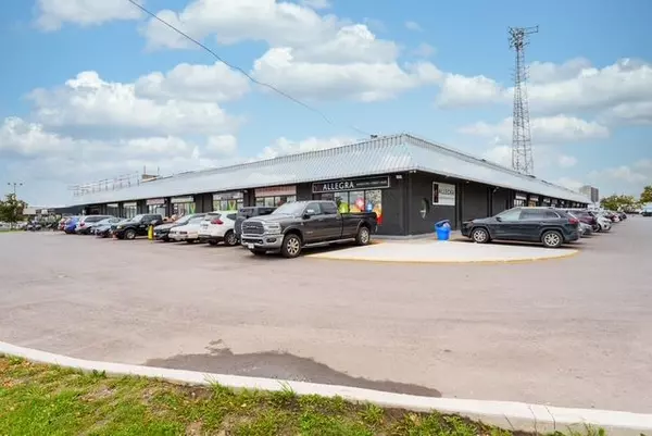 Brampton, ON L6W 3R9,289 Rutherford RD #19A