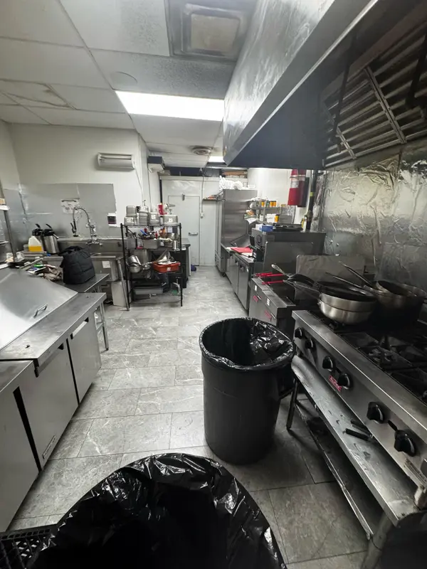 Brampton, ON L6W 1T2,143 Clarence ST #2