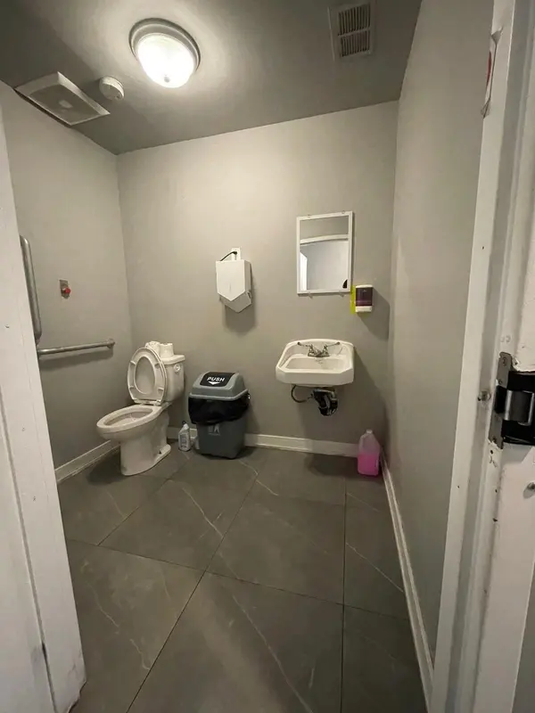 Brampton, ON L6W 1T2,143 Clarence ST #2