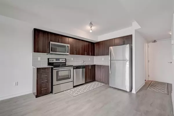 Toronto W02, ON M6H 0C2,1420 Dupont ST #607