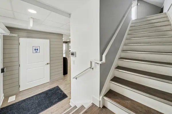 6051 Perth St ST, Stittsville - Munster - Richmond, ON K0A 2Z0