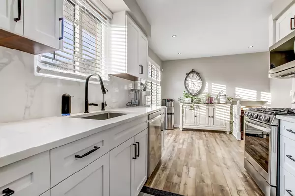 Brant, ON N3L 3R4,4 Maple CRES