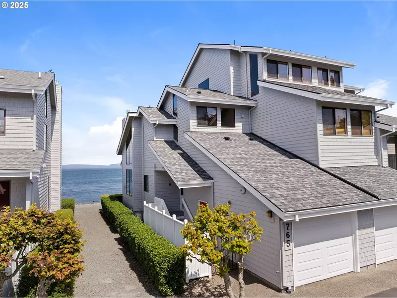 765 5TH AVE #5, Hammond, OR 97121