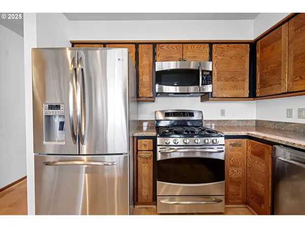 765 5TH AVE #5, Hammond, OR 97121