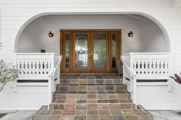 82-5944 WAKIDA DR, Captain Cook, HI 96704