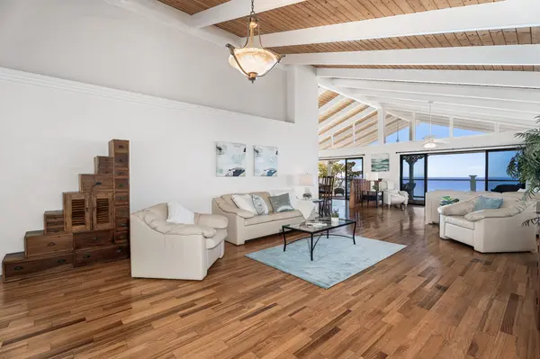 82-5944 WAKIDA DR, Captain Cook, HI 96704