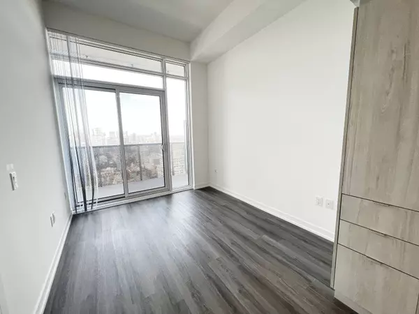 Toronto, ON M5E 0E4,138 Downes ST #4802