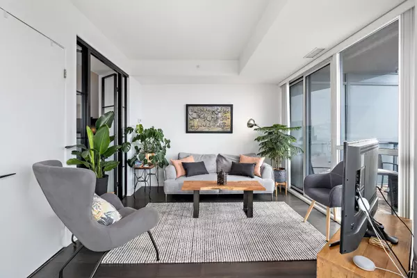 Toronto C01, ON M5V 0G8,20 Bruyeres Mews #2909