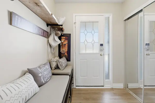 2225 Wildwood CRES N, Pickering, ON L1X 2R6