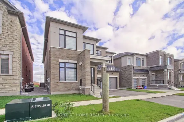 9 Backhouse DR, Richmond Hill, ON L4E 1M8