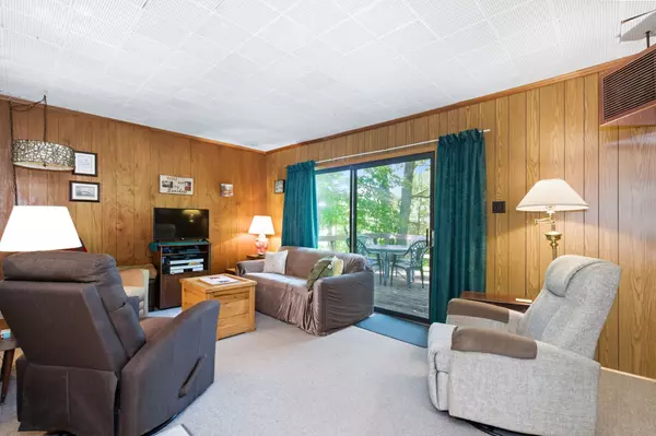 Tay, ON L0K 2C0,3 Crossingview LN