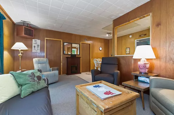 Tay, ON L0K 2C0,3 Crossingview LN