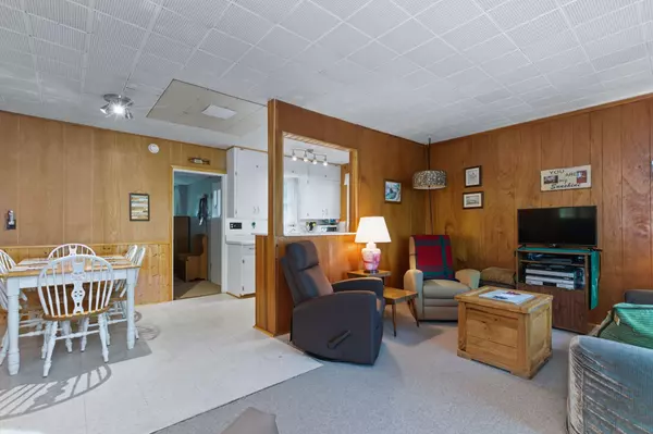 Tay, ON L0K 2C0,3 Crossingview LN