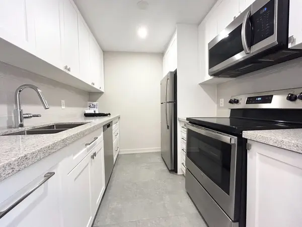 101 Millside DR #710, Milton, ON L9T 3C2