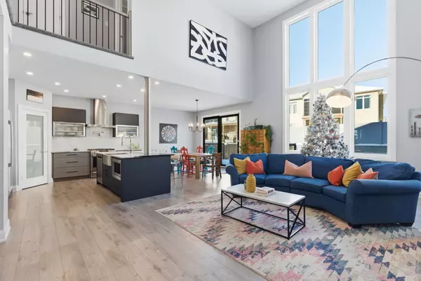 Carp - Huntley Ward, ON K0A 1L0,640 Meadowridge CIR