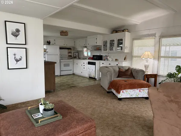 Eugene, OR 97408,1475 GREEN ACRES RD #168