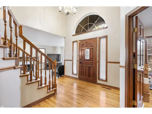 17973 SAINT CLAIR DR, Lake Oswego, OR 97034