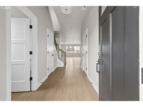 1762 N OAK ST, Canby, OR 97013